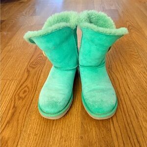UGG green 💚 Shearling Boots